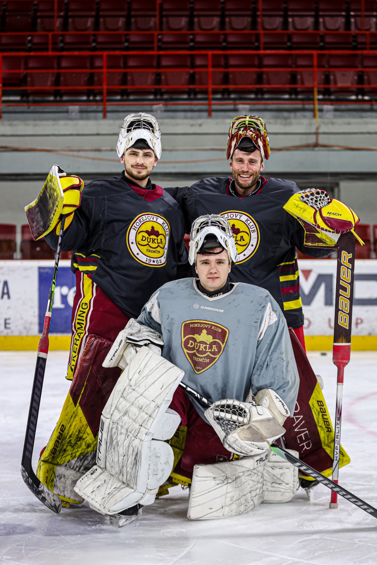 Team roster on the ice after a session